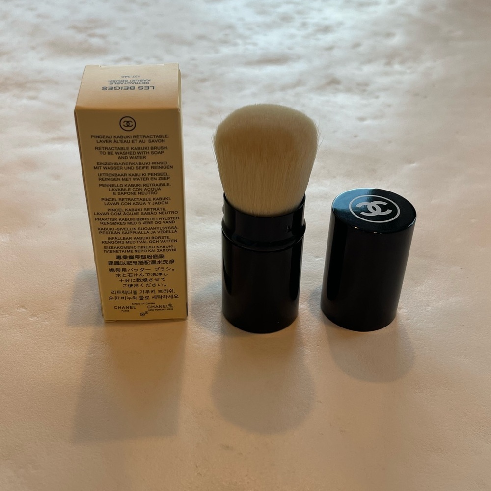 Chanel LES BEIGES Kabuki Retractable Brush BNIB - Picture 6 of 7